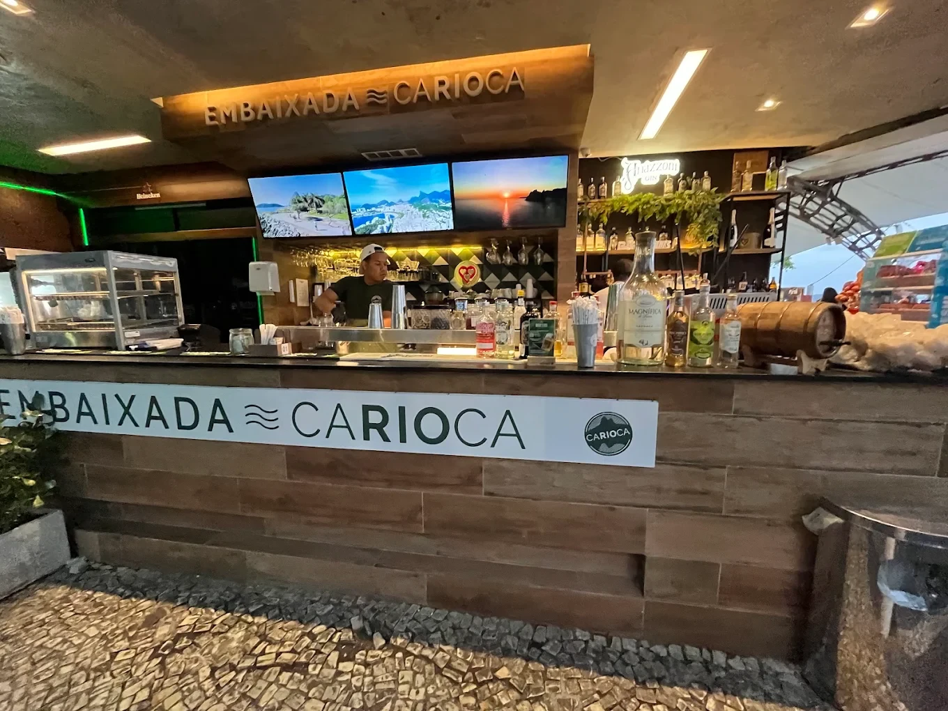 Gastronomy on Morro da Urca - Spectacular View - Image